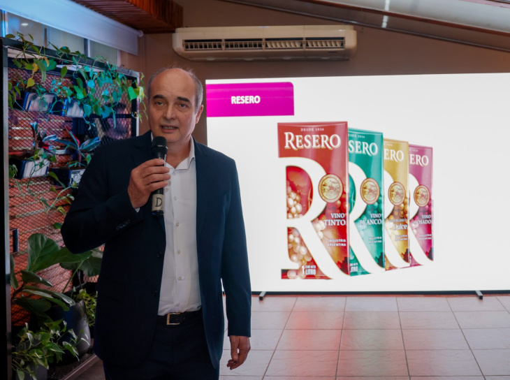 Ruben Panella durante la inauguración de las oficinas en Buenos Aires