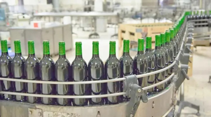El vino sigue siendo el principal aportante a las exportaciones a pesar de su profunda caída