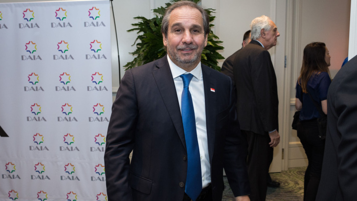 Nicolas Caputo, el hermano del alma de Mauricio Macri y primo del Ministro de Economía