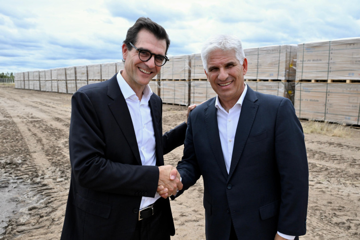 Juan José Retamro junto al Gobernador de San Luis, Claudio Poggi