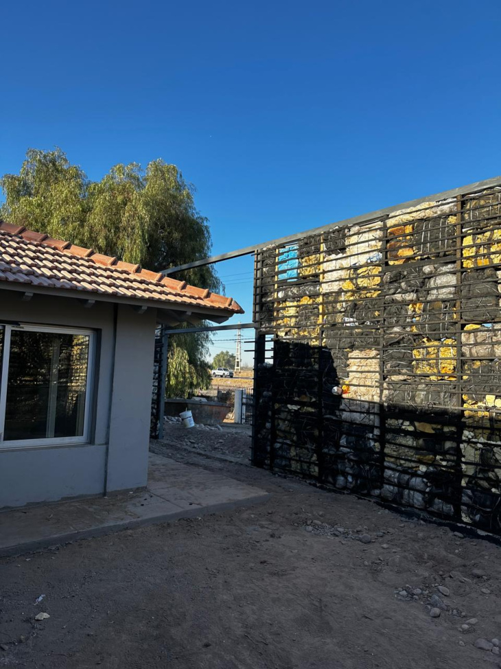 La empresa reutiliza toneladas de residuos en nuevas aplicaciones.