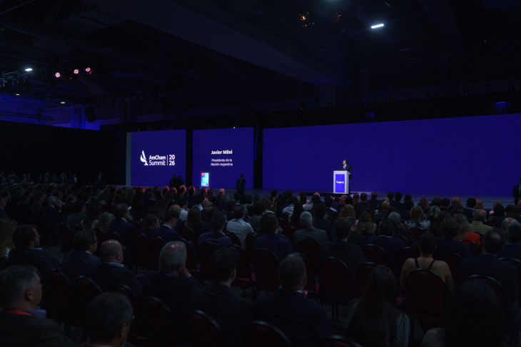 Javier Milei en el cierre del encuentro de AmCham y sus justificaciones de la inflación