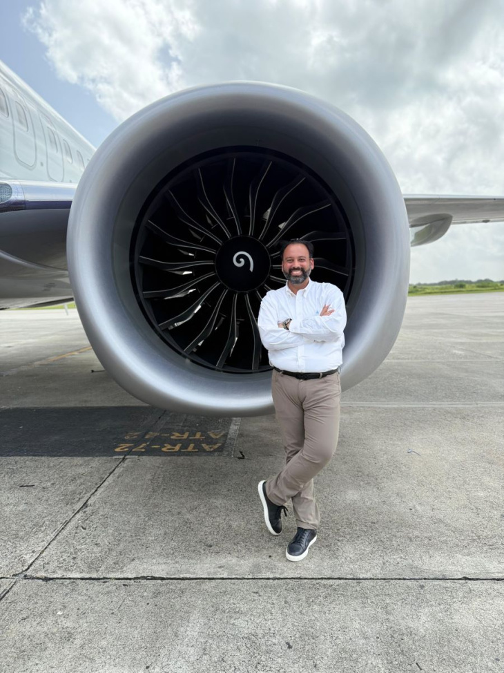 José Gregorio Cabrera Cuello, vicepresidente de Comunicaciones y Relaciones Públicas de Arajet,