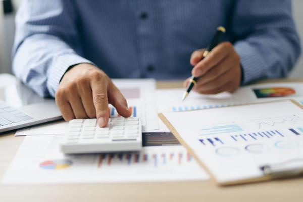El programa contempla hasta $12 millones por empleado para cancelar deudas formales.