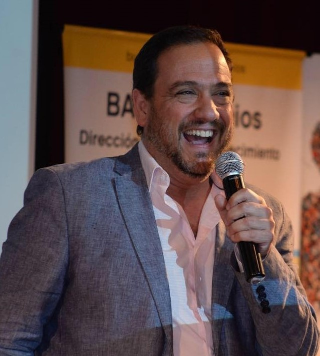 Bernardo Bárcena.