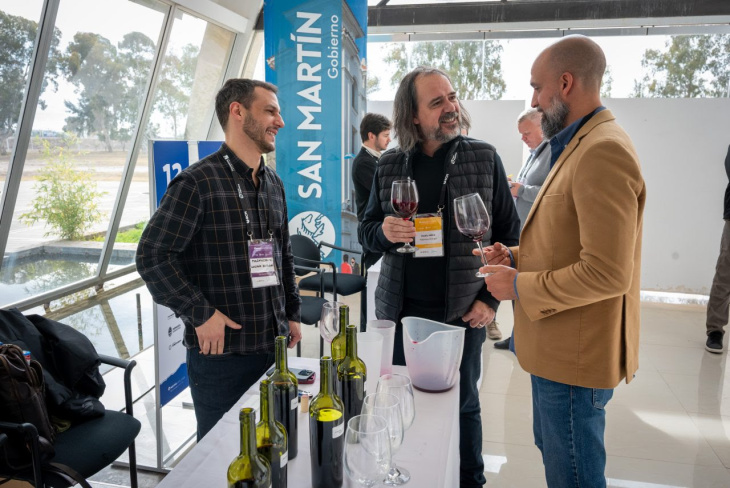 Compradores, vendedores y criticos se unieron en la expo