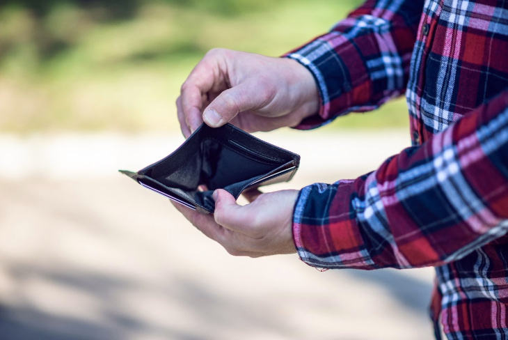 La inflación baja pero los billeteras siguen vacias