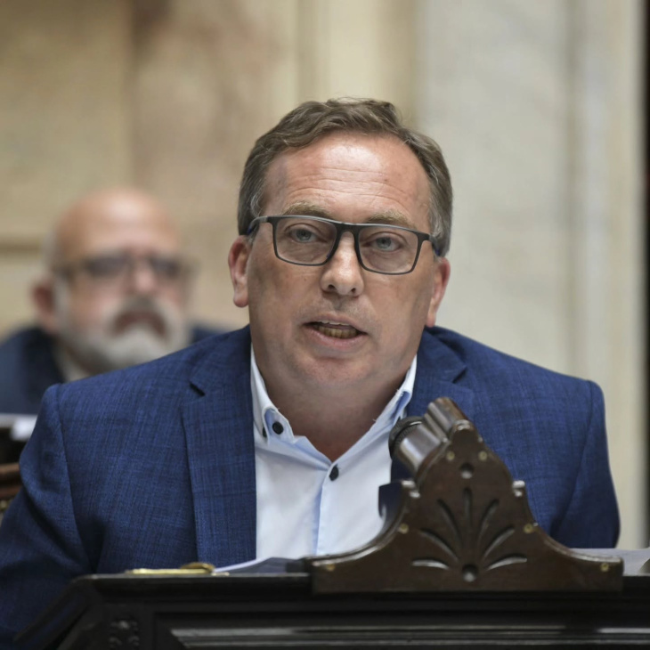 Martín Aveiro pide explicaciones sobre la valuación de las empresas a privatizar