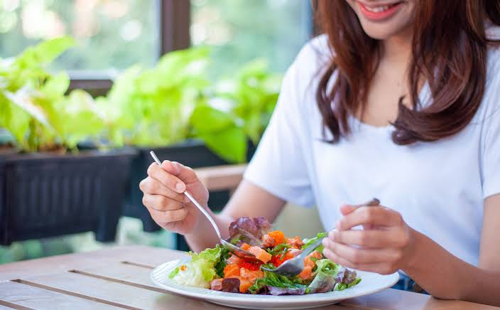El sector gastronómico enfrenta el desafío de adaptar sus menús a nuevas demandas de bienestar.