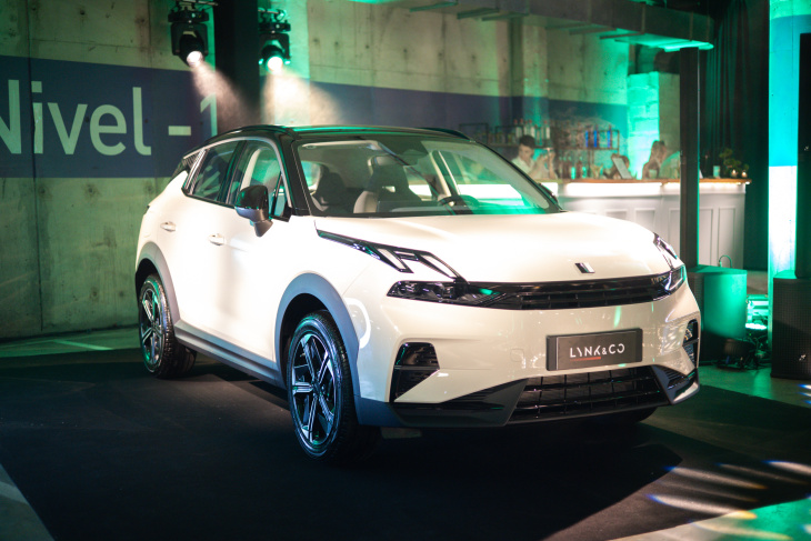 La marca apuesta por ampliar la oferta de vehículos electrificados en Argentina.