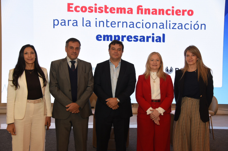 La jornada incluyó un espacio de networking entre empresarios y entidades financieras.