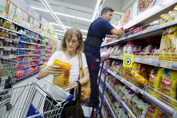 La inflación y la baja de ingresos sigue siendo una preocupación de los argentinos