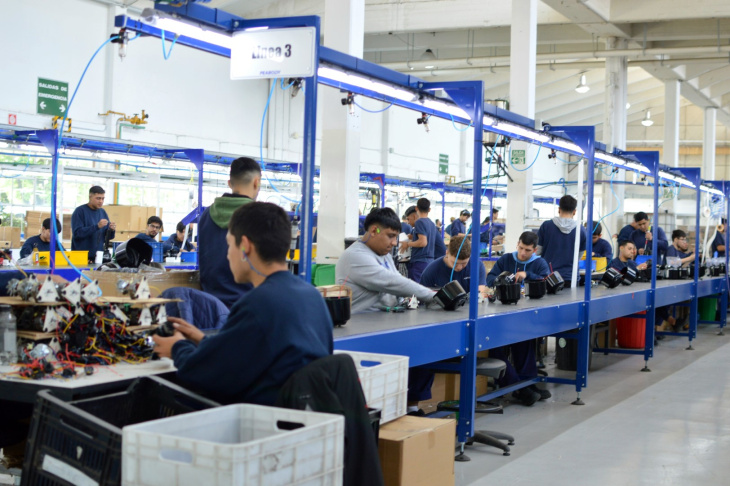 La industria argentina sigue sin esperanzas de mejoras por parte de los propios industriales.