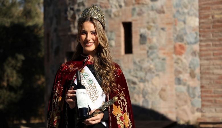 Verallia presenta la botella “Burdeos Alejandrina”: innovación sustentable en homenaje a la Reina 2025