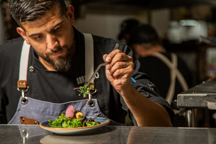 Matías Gutiérrez, el chef ejecutivo de Abrasado