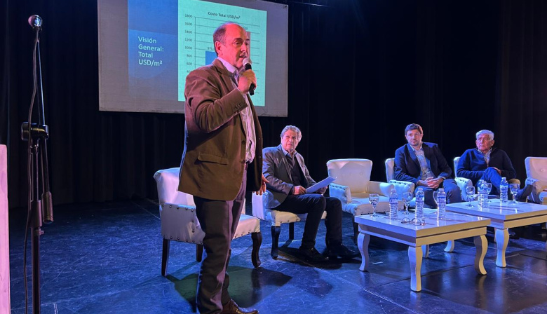 Barbeito pidió alivio impositivo y financiamiento para sostener a la construcción
