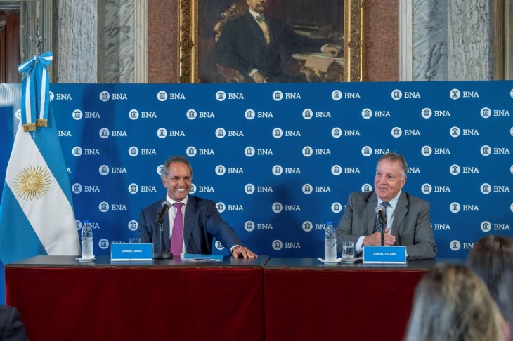 Daniel Scioli y Daniel Tillard, durante la presentación.