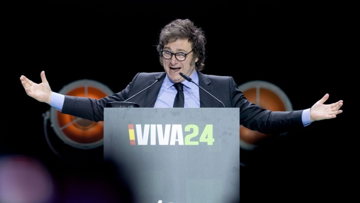 Javier Milei durante el acto de VOX.