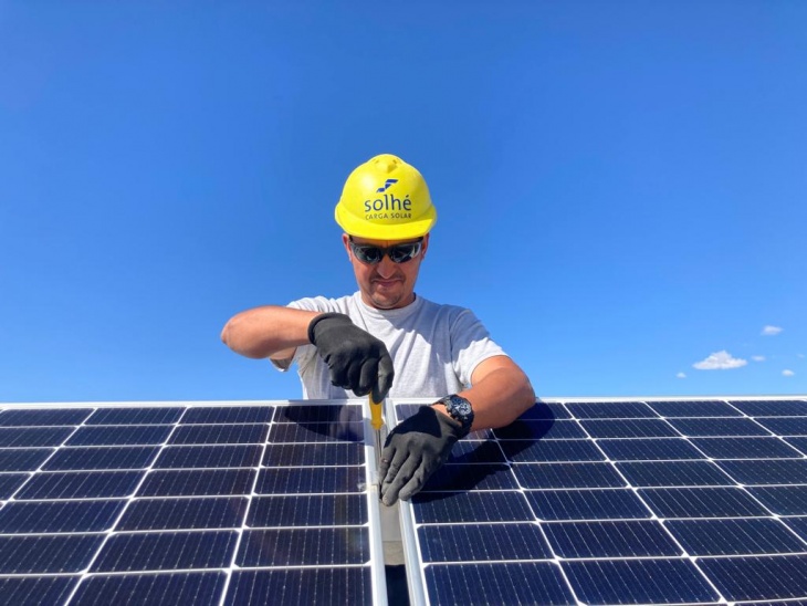 Dos empresas mendocinas encaran el reciclado de paneles solares para darle aún más sostenibilidad al sistema