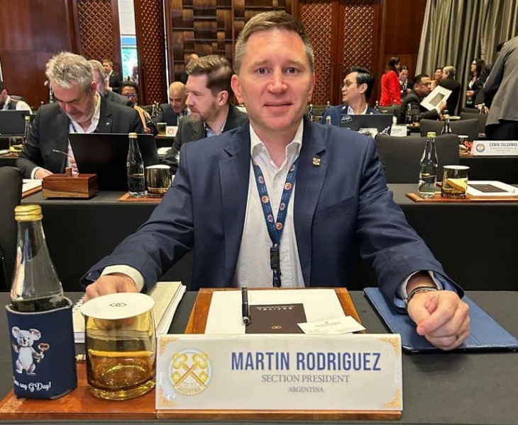 Martín Rodríguez, Concierge del Hotel Diplomatic y presidente de la Asociación Argentina de Les Clefs d’Or