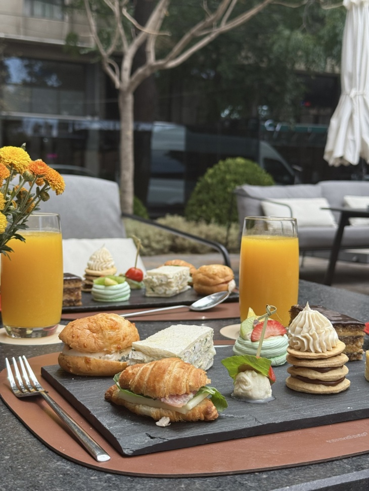 Las tardes de té una opción ideal después de disfrutar la pileta del Sheraton