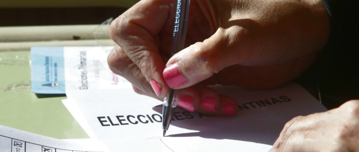 Entre Wall Street y Buenos Aires: Milei juega su capital político en una elección clave