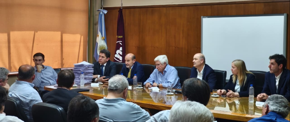 Tensión en la vitivinicultura: fuerte división por la desregulación de normas del INV