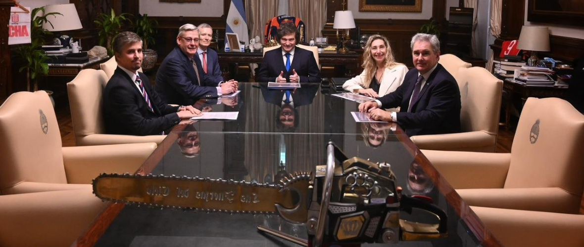 Javier Milei y Vicuña sellan una inversión récord de USD 18.000 millones en minería