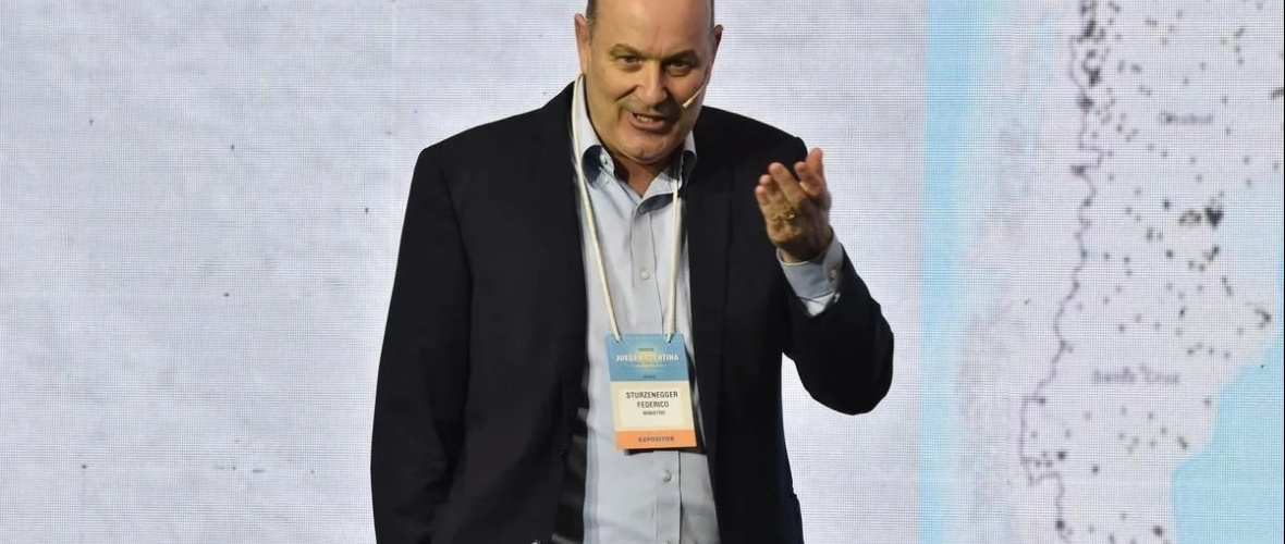 Crece el empleo, cae el trabajo formal: la disputa estadística del mercado laboral