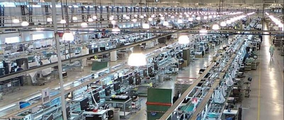 Industria en alerta: cae la confianza y crece el riesgo de despidos en 2026