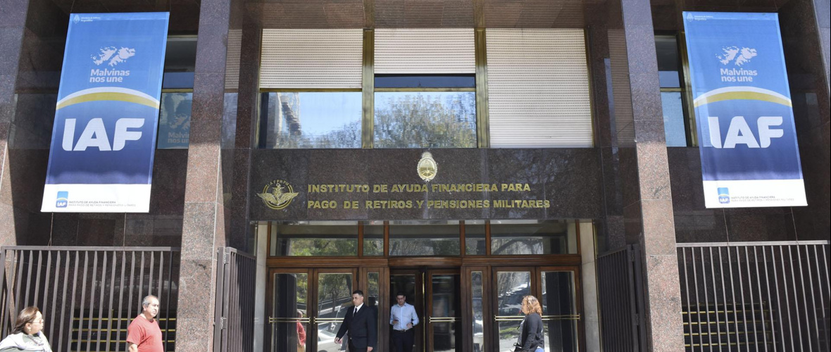 El fondo de los retiros militares pierde liquidez y queda bajo la lupa