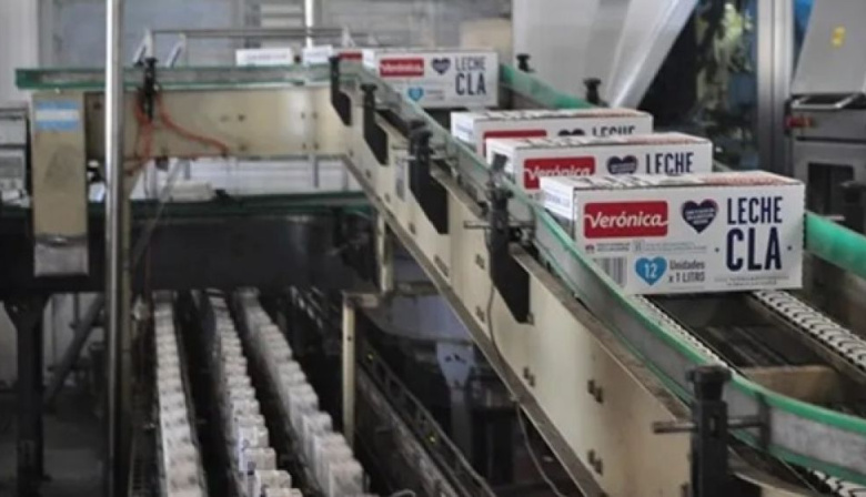 Crisis PYME: paralizan sus actividades Lácteos Verónica y la metalúrgica Futura