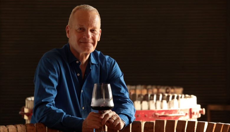 Más allá del Malbec: las nuevas joyas del vino argentino según Tim Atkin