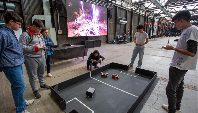 El mejor plan familiar para el fin de semana: competencias de robots en la Nave Cultural