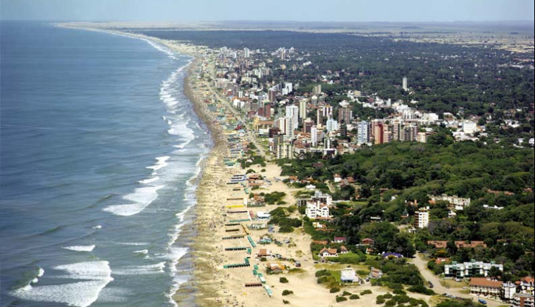 Verano 2026: la Costa Atlántica concentra el consumo joven y potencia la economía nocturna