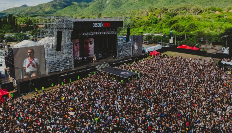 Cosquín Rock 2026: crece la demanda de ciudades cercanas y el viaje en micro como opción económica