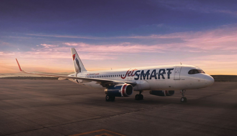 JetSMART operó el 100% de sus vuelos en la primera quincena de 2026 y creció fuerte en pasajeros