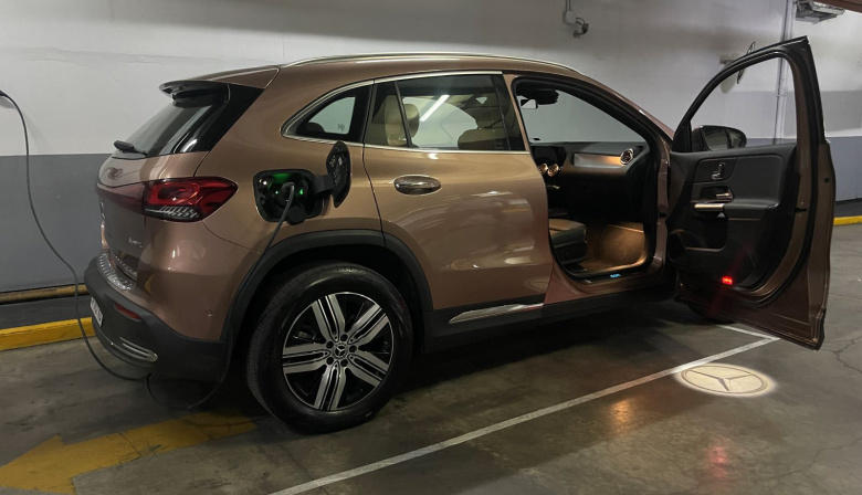 Grupo Huentala impulsa el turismo sustentable con autos eléctricos premium y una alianza estratégica en Mendoza