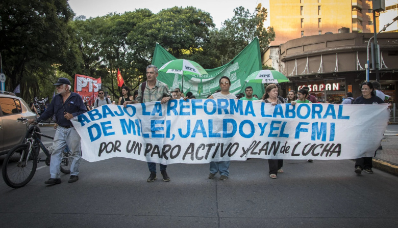 La reforma laboral entra en zona crítica: 82 artículos suspendidos