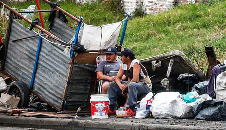 Menos pobres en el papel, más ajuste en el bolsillo: la paradoja de los datos sociales de 2025