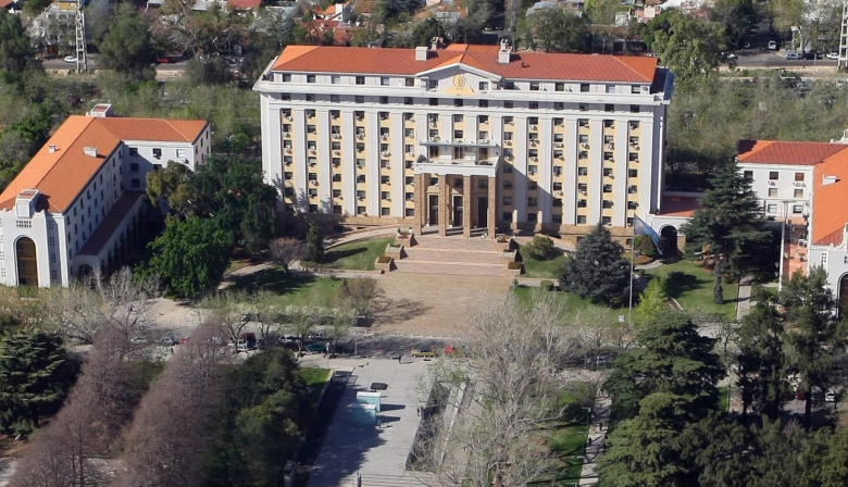 Mendoza logró equilibrio fiscal, pero el crecimiento sigue ausente