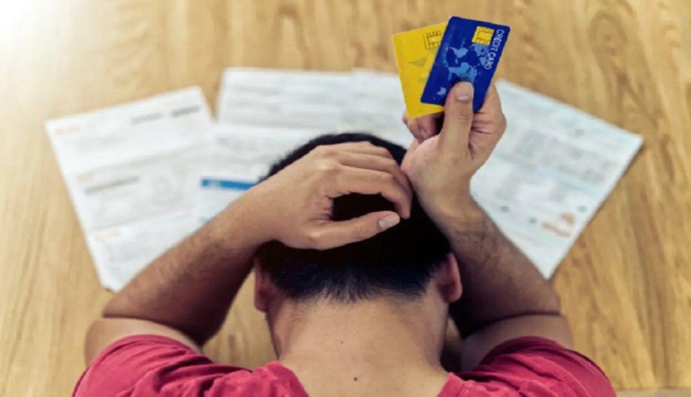 Morosidad y dólar atrasado: las nuevas alertas sobre la economía argentina que Milei Ignora