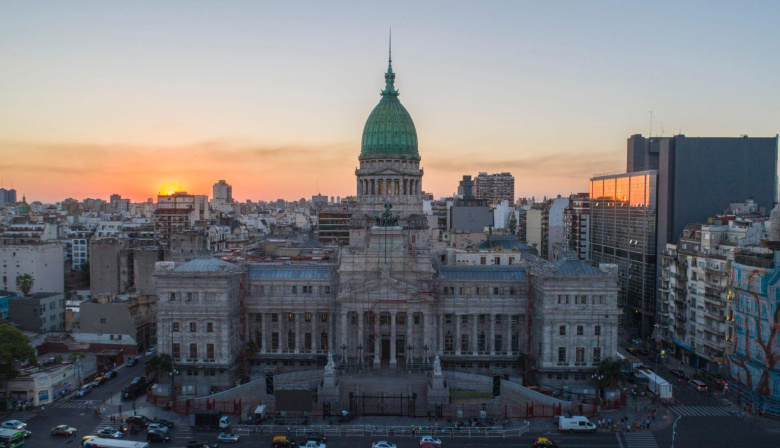 Propiedad privada: los cambios que el Senado debatirá en expropiaciones, desalojos y tierras incendiadas