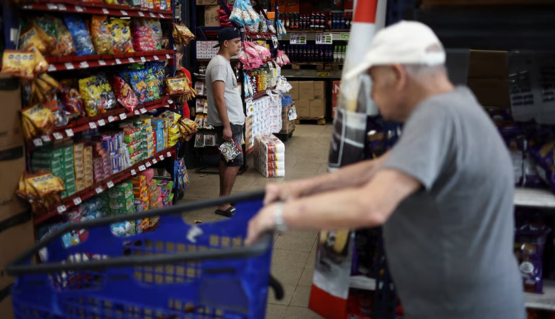 Inflación: el 2,1% de julio desafía la promesa de Milei y consolida una zona de resistencia