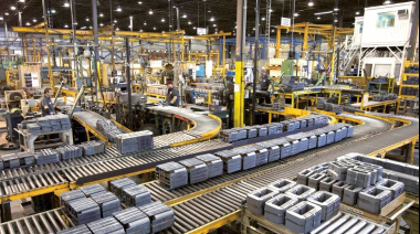La UIA reporta suba industrial en junio, pero advierte desaceleración en exportaciones