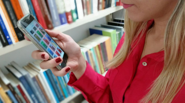 Hábitos de lectura en Argentina 2026: crece el interés por la inteligencia artificial, el bienestar y las novelas románticas