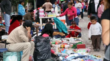 Inflación en descenso y empleo en retroceso: las dos caras de la economía argentina