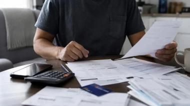 La mora extrabancaria llegó al 33,9% y el Congreso discute dos proyectos