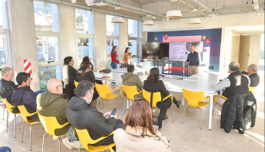 Mendoza lanza línea para digitalizar pymes con foco en inteligencia artificial y automatización
