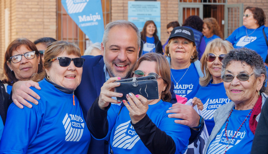 Asesoramiento municipal para jubilados en Maipú: un operativo que acerca derechos y participación